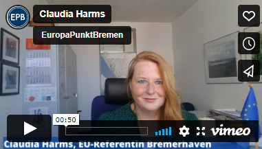 Claudia Harms spricht in die Kamera; EuropaPunktBremen